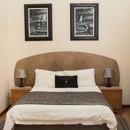 Villa Twente Guest House-3
